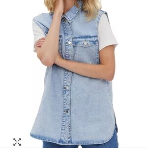 Vero Moda oversized denims jean vest shirt light wash. Size Small